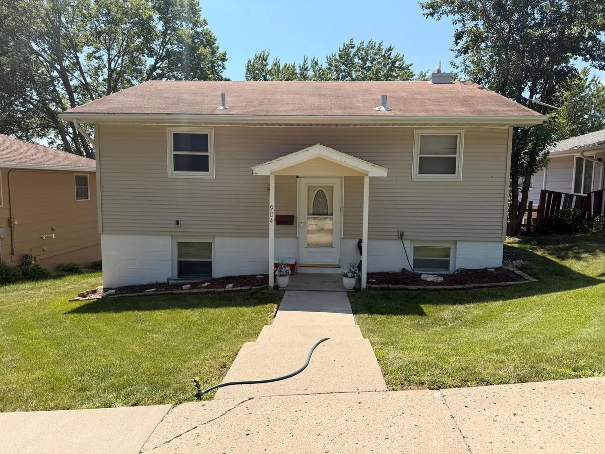 904 S State Street, New Ulm, MN 56073 - #1