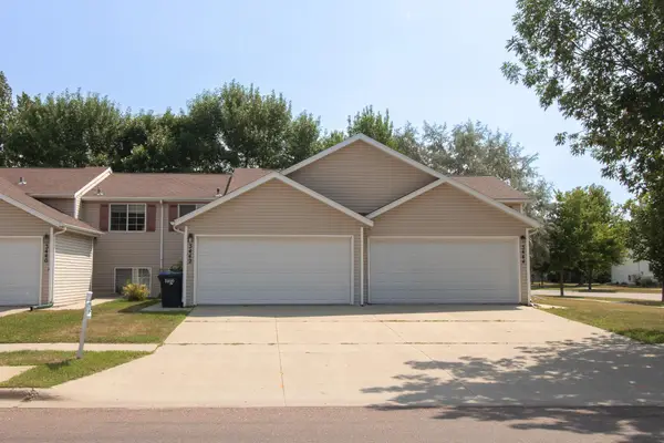 3442 32nd Street S, Fargo, ND 58104