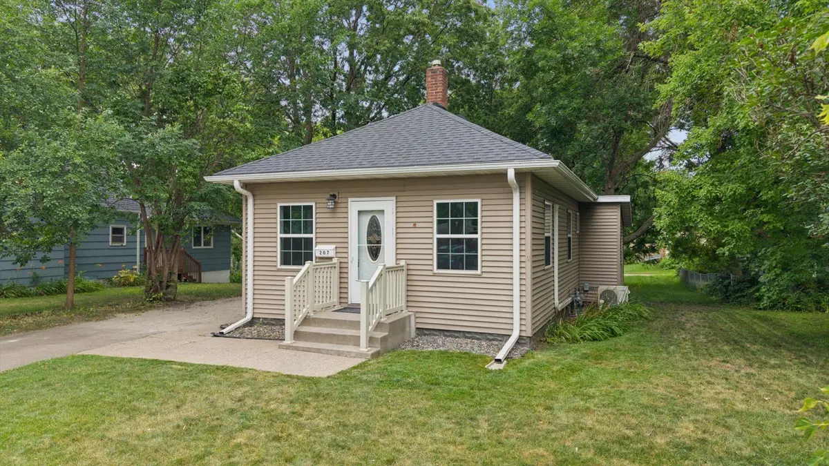 207 2nd Avenue Nw, Buffalo, MN 55313 - #1
