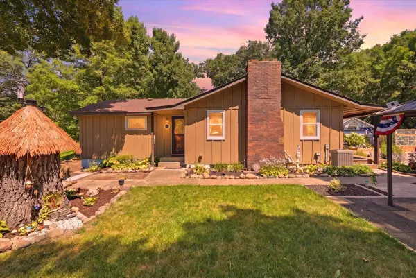 175 Tonka Bay Road, Excelsior, MN 55331