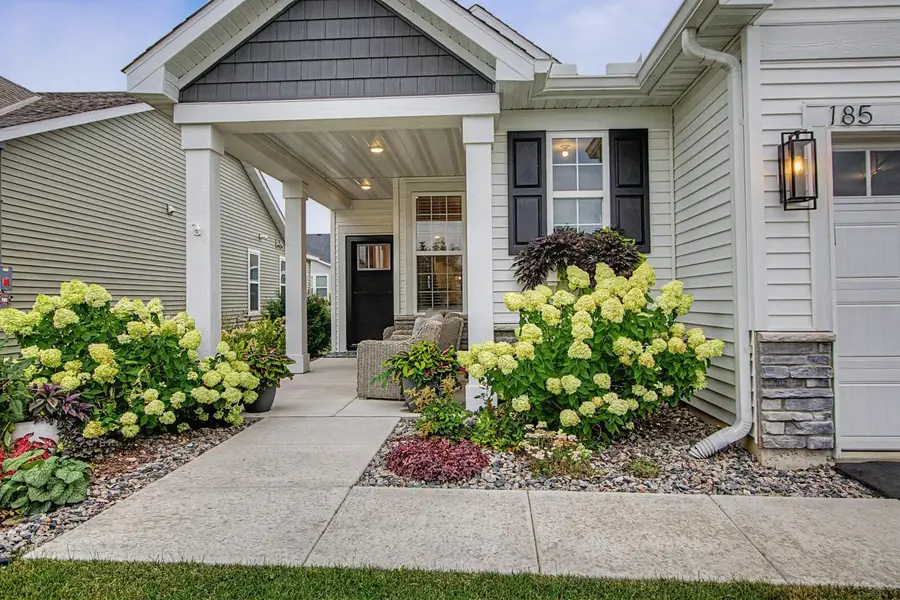 185 Liberty Heights Drive, Chaska, MN 55318 - #2