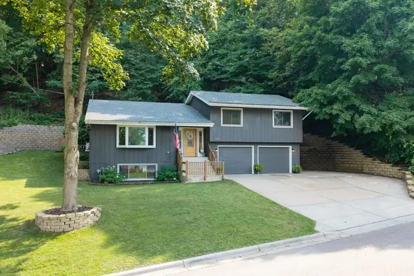 419 Mill Street E, Cannon Falls, MN 55009
