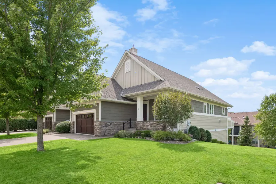 8728 Lake Riley Drive, Chanhassen, MN 55317 - #2