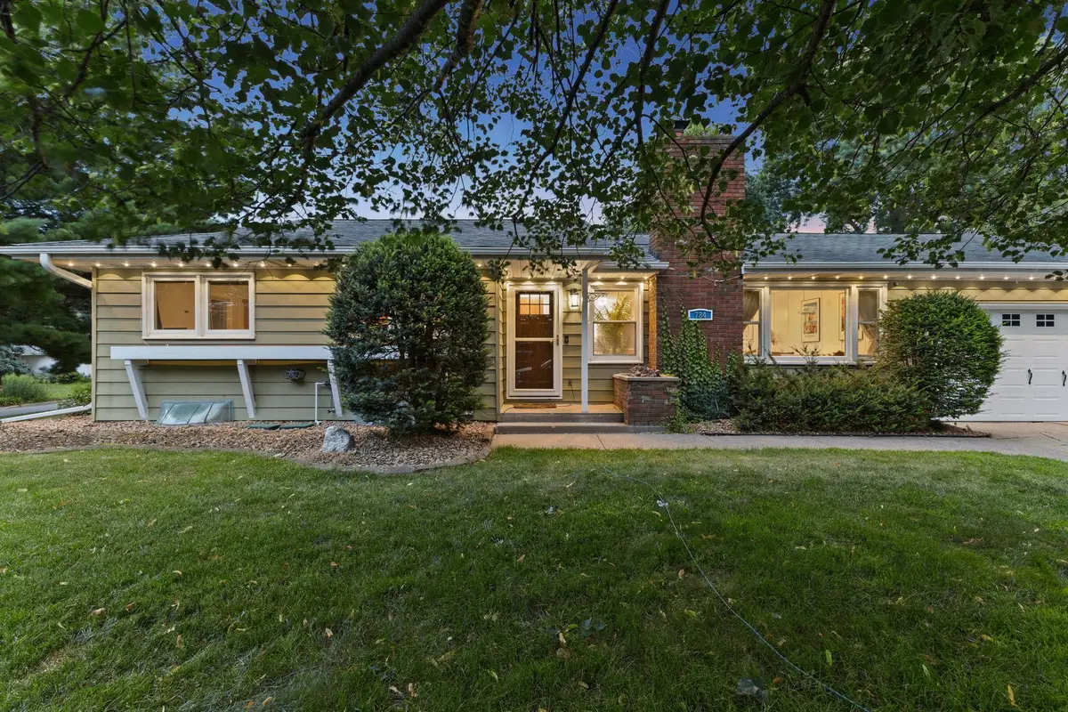 784 Creek Avenue, Mendota Heights, MN 55120 - #1