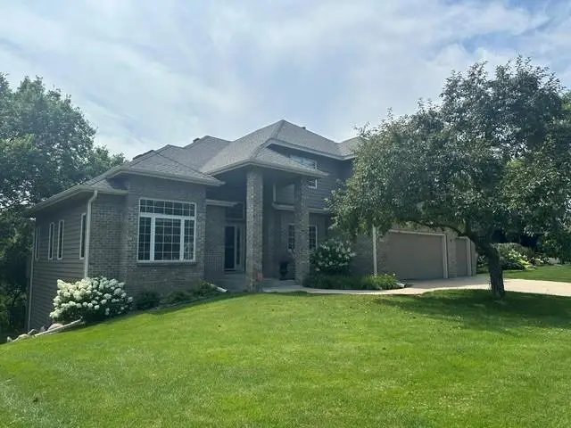 7941 S Bay Curve, Eden Prairie, MN 55347 - #2