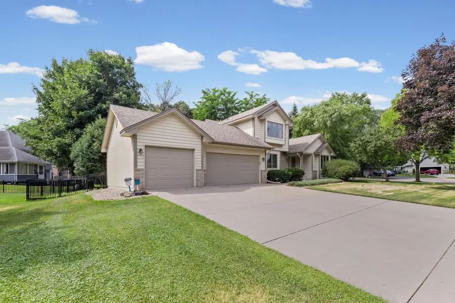 8925 Ashley Terrace, Brooklyn Park, MN 55443 - #2