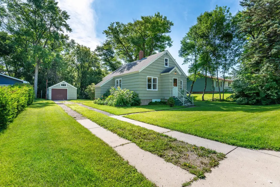 211 5th Street Se, Pelican Rapids, MN 56572 - #2