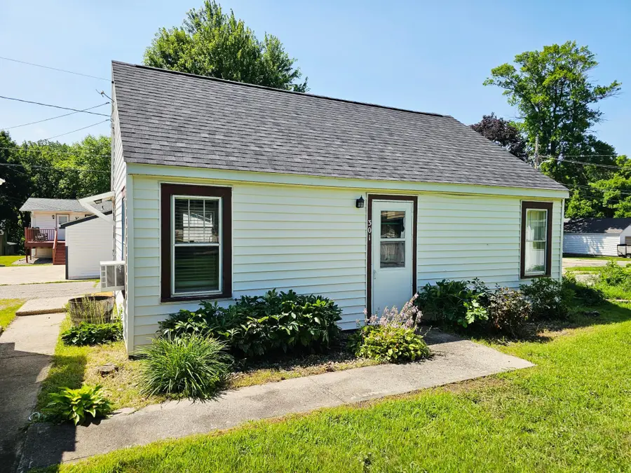 301 S 12th Street, Montevideo, MN 56265 - #2