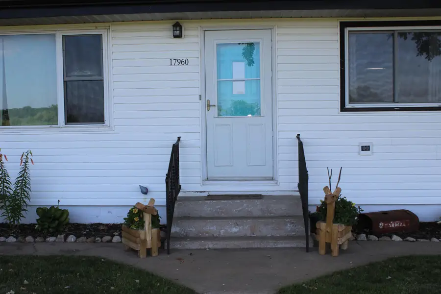 17960 Aaron Heights Nw, Evansville, MN 56326 - #2