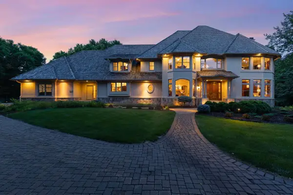 9991 Dell Road, Eden Prairie, MN 55347