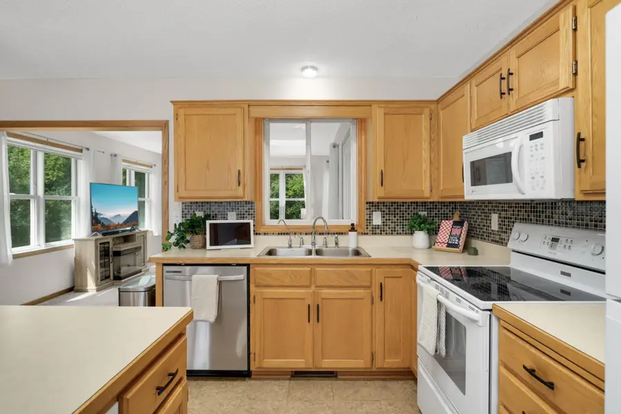 5388 367th Court, North Branch, MN 55056 - #2