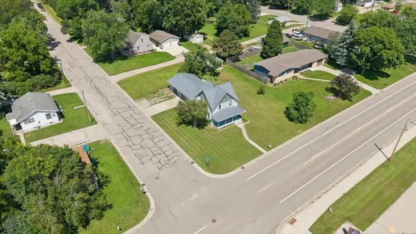 210 W 7th Street, Starbuck, MN 56381