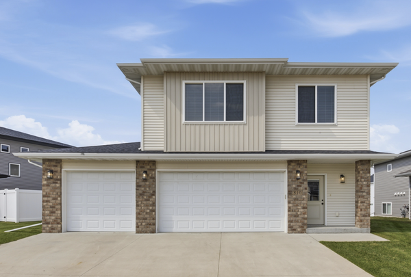 810 Albert Drive W, West Fargo, ND 58078