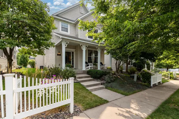 9767 Gable Drive, Eden Prairie, MN 55347