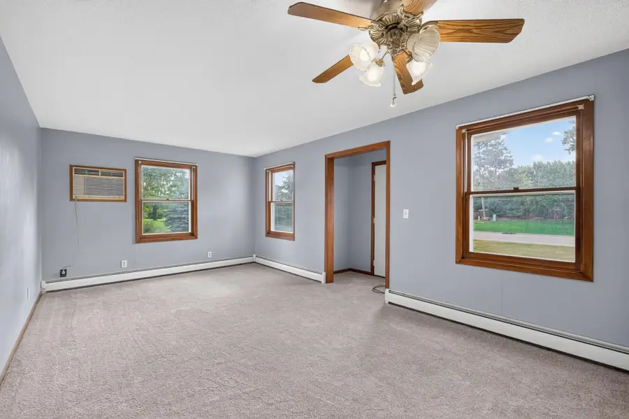 4407 Crosstown Boulevard Ne, Ham Lake, MN 55304 - #3