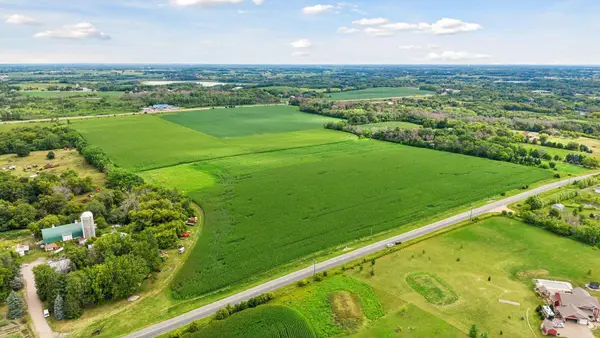 4132 Chippewa Road, Loretto, MN 55357