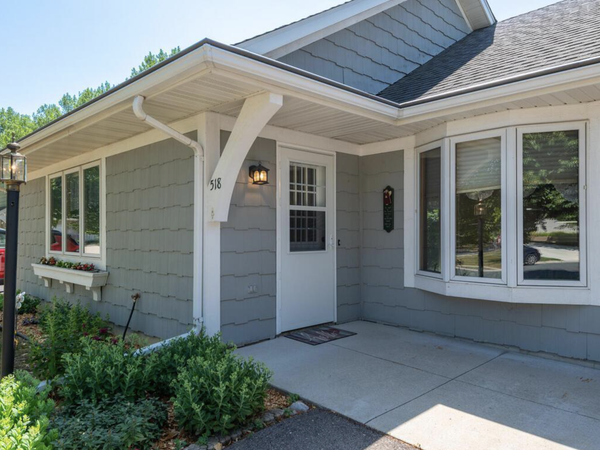 518 Devonshire Drive, Norwood Young America, MN 55397