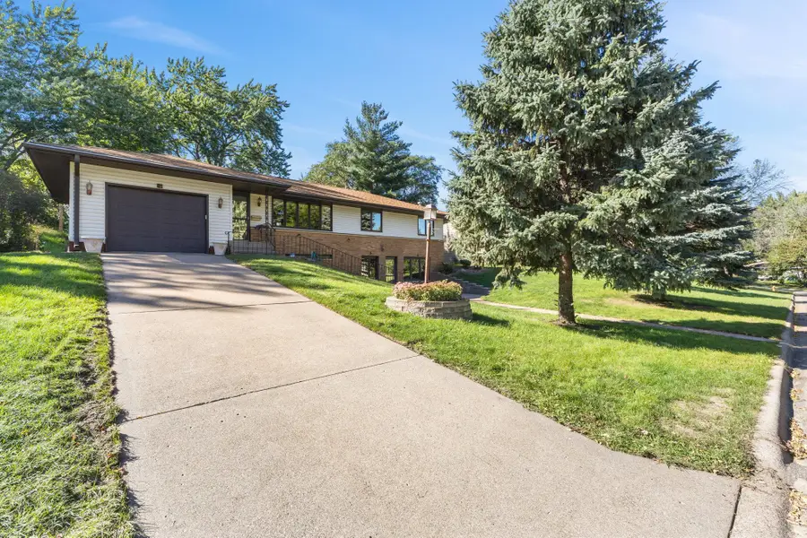 6740 4th Street Ne, Fridley, MN 55432 - #3