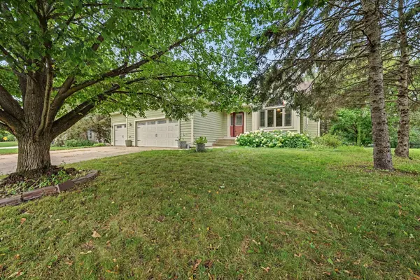 240 Woodridge Lane, Circle Pines, MN 55014
