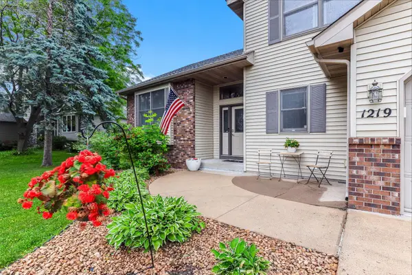 1219 15th Street Se, Forest Lake, MN 55025