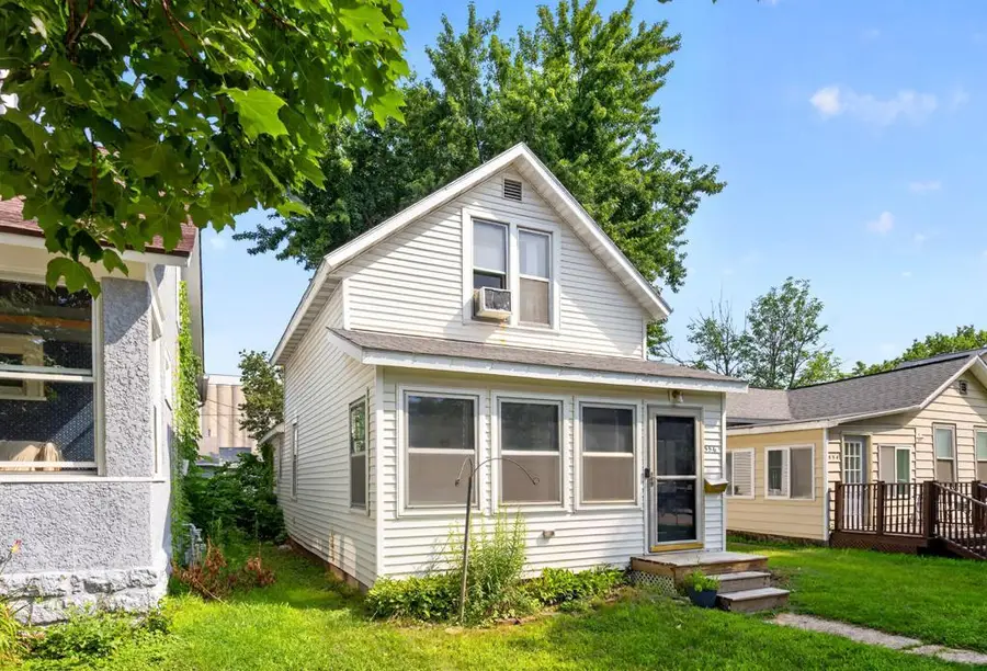 556 W 5th Street, Winona, MN 55987 - #3