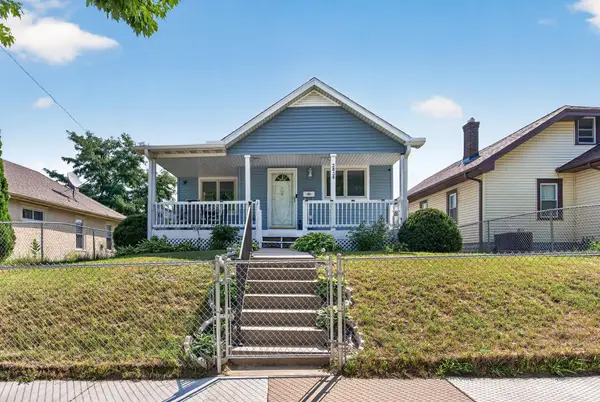 3838 Dupont Avenue N, Minneapolis, MN 55412