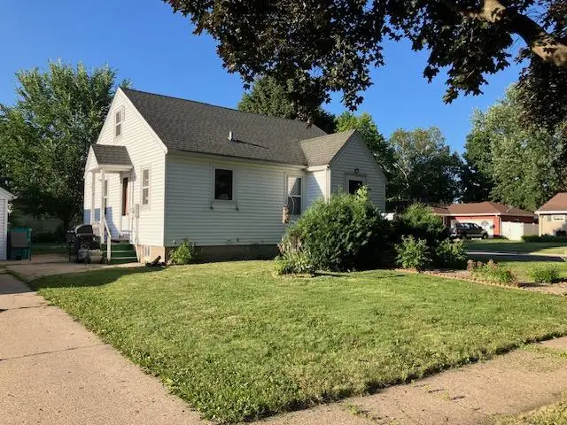 825 9th Avenue Ne, Waseca, MN 56093 - #1