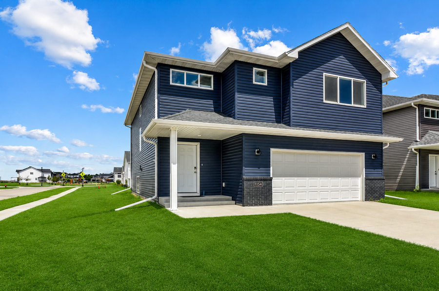 1154 60th Avenue W, West Fargo, ND 58078 - #2