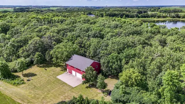 39326 460th Avenue, Perham, MN 56573