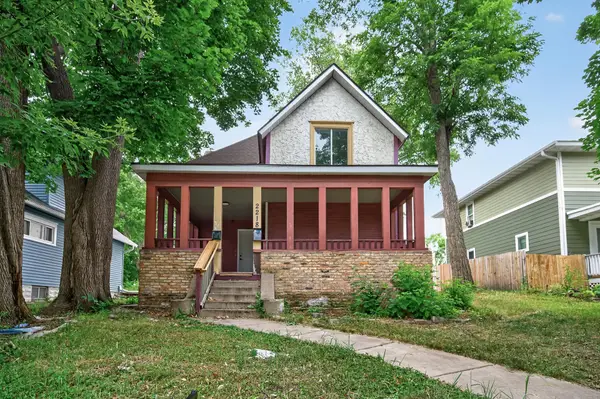 2218 Irving Avenue N, Minneapolis, MN 55411
