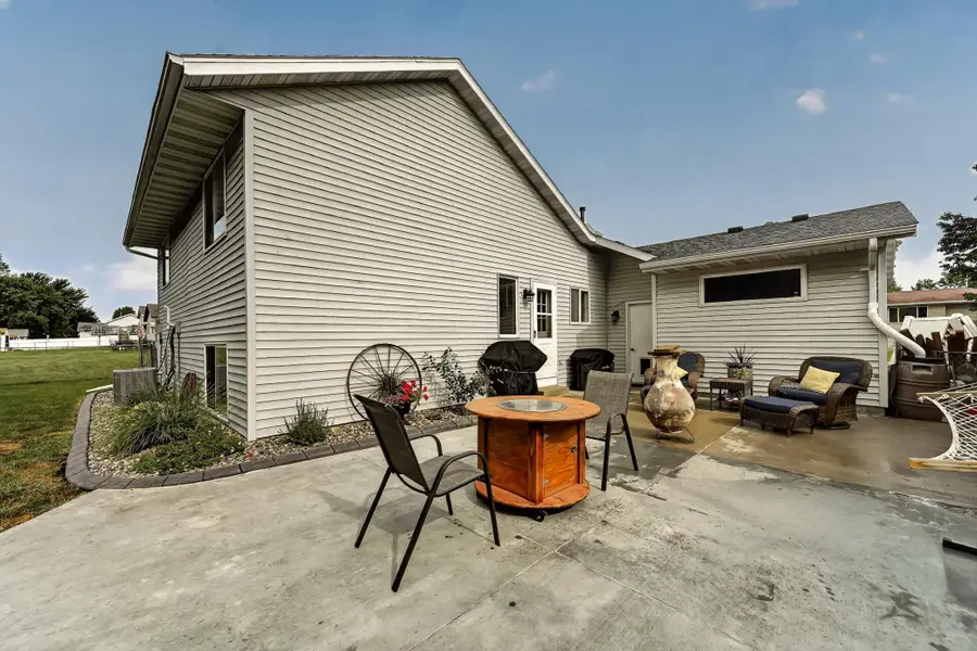804 3rd Street Nw, Byron, MN 55920 - #3