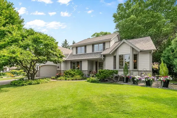 1240 Bucher Avenue, Shoreview, MN 55126