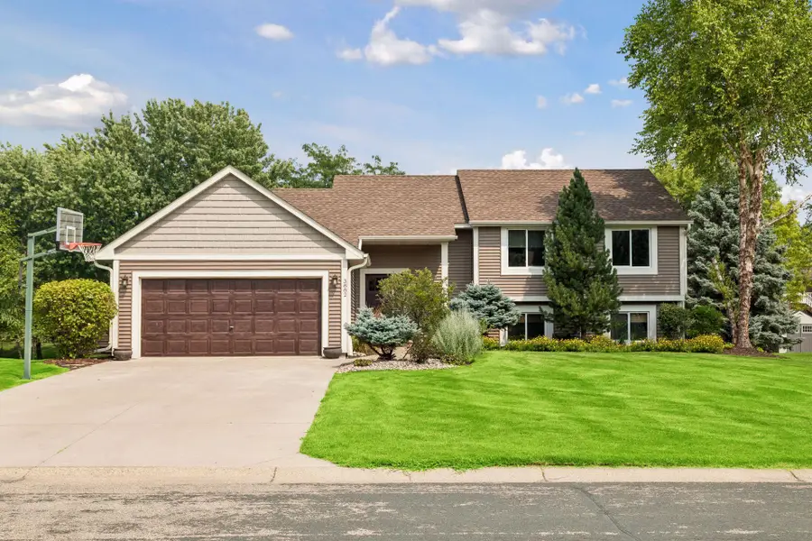 3882 Mersey Way, Eagan, MN 55123 - #2