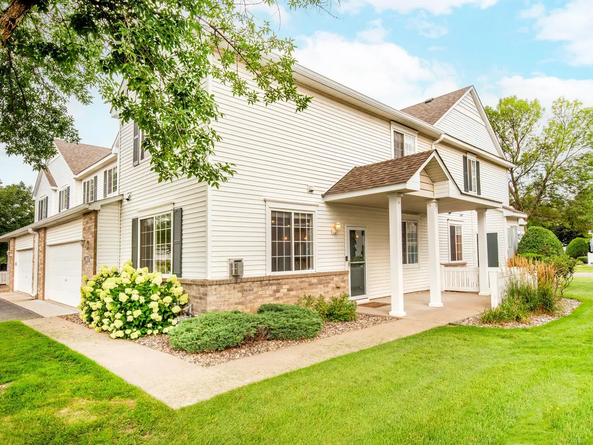 11011 Oak Grove Circle #B, Woodbury, MN 55129 - #1