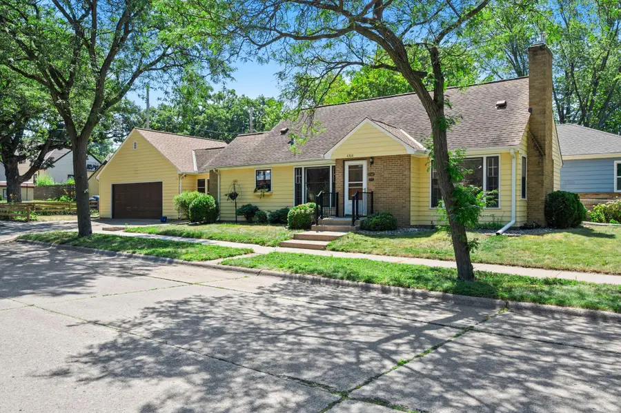 4366 Thomas Avenue N, Minneapolis, MN 55412 - #3