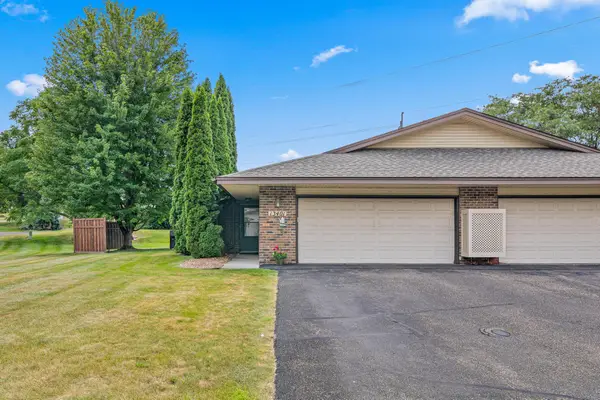 13401 Pepperwood Circle, Minnetonka, MN 55305