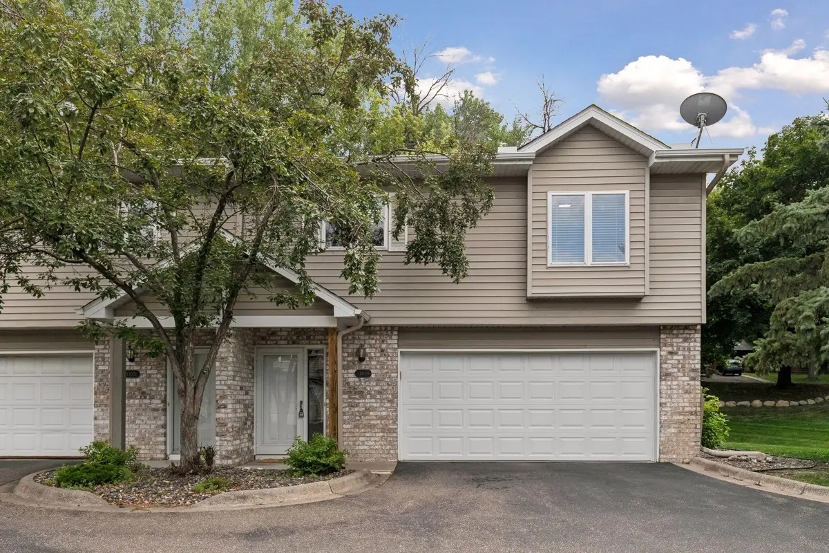 13049 Penn Avenue S, Burnsville, MN 55337 - #1