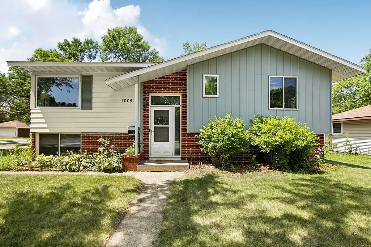 1005 25th Avenue N, Saint Cloud, MN 56303 - #1