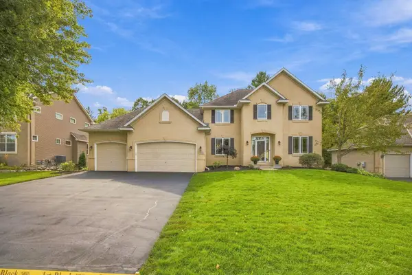 700 Mcfaddens Trail, Eagan, MN 55123