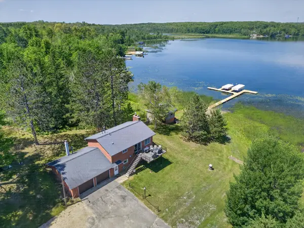 21852 Moose Point Road, Cohasset, MN 55721