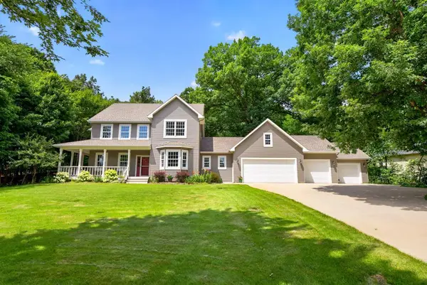 6907 Bluff Lane Nw, Rochester, MN 55901