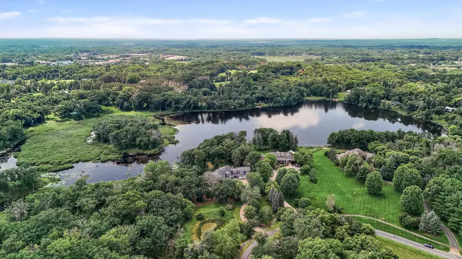 9 Hillary Farm Lane, Gem Lake, MN 55110 - #2