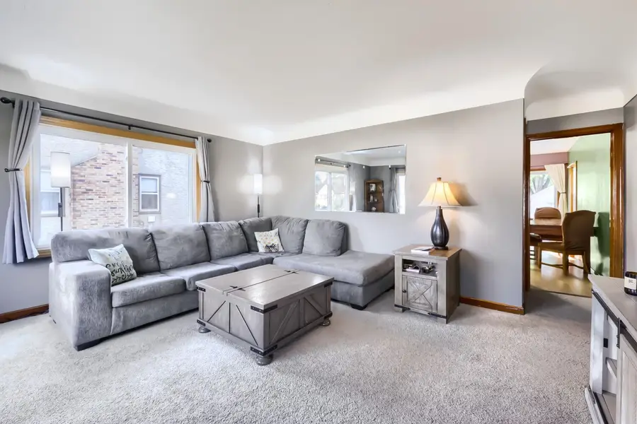 824 6th Avenue S, South Saint Paul, MN 55075 - #3