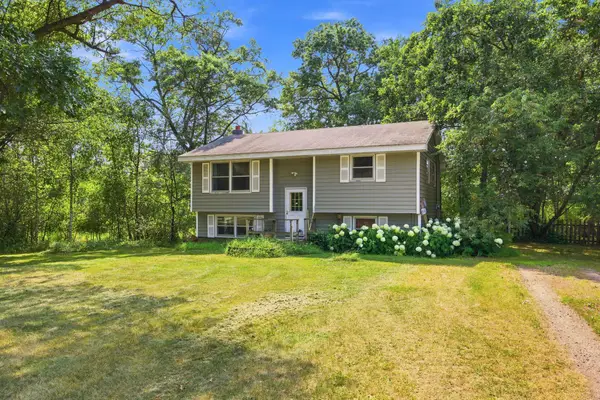 23030 Erskine Street Ne, East Bethel, MN 55005