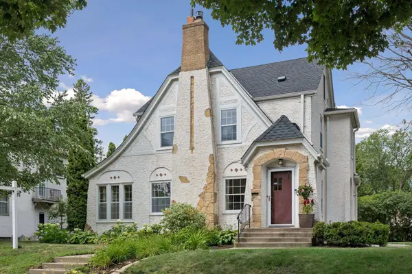 2810 Cleveland Street Ne, Minneapolis, MN 55418