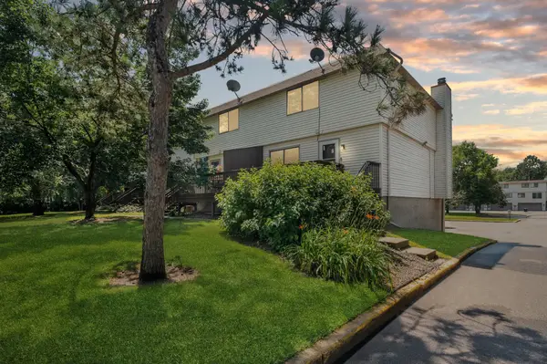 7501 62nd Court N, Brooklyn Park, MN 55428