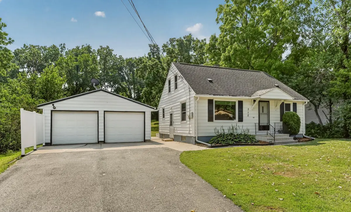 312 21st Street Sw, Rochester, MN 55902 - #1