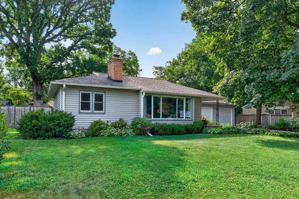 3340 Noble Avenue N, Golden Valley, MN 55422 - #1