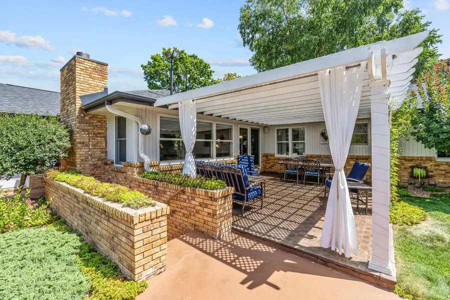9424 Chicago Avenue S, Bloomington, MN 55420 - #3