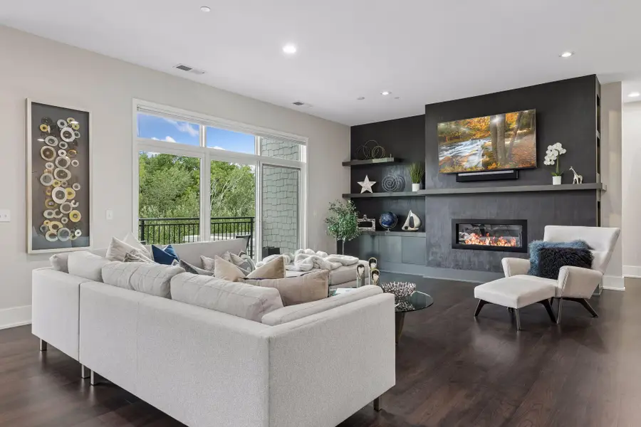 935 Lake Street E #202, Wayzata, MN 55391 - #2